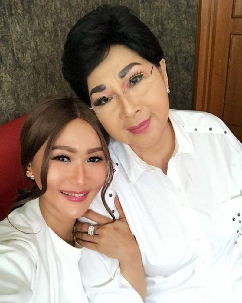 Instagram.com/inul.d